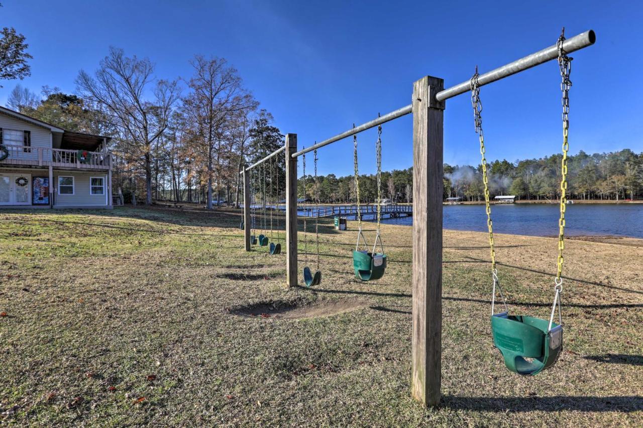 White Oak Creek Home With Views, Deck And Pool Access! Юфаула Екстериор снимка